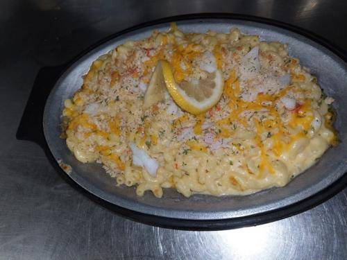 crab-mac-n-cheese